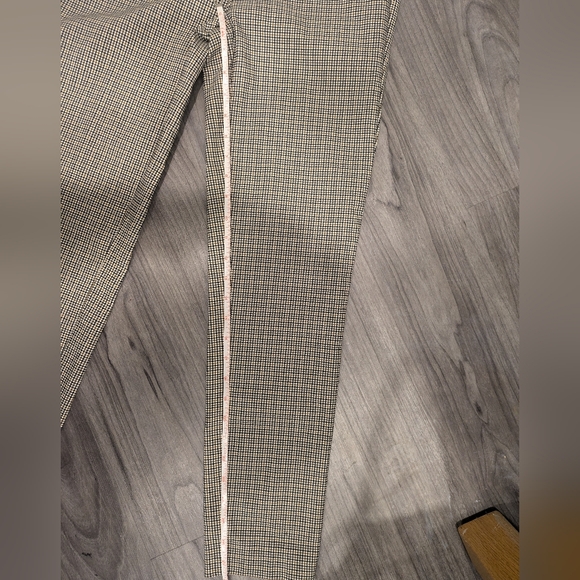 NWT Carolina Belle women's slim trousers, black & tan plaid, size 6 - Picture 13 of 15